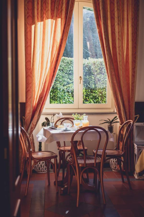 Albergo Ristorante Pasqui Rocca San Casciano Extérieur photo
