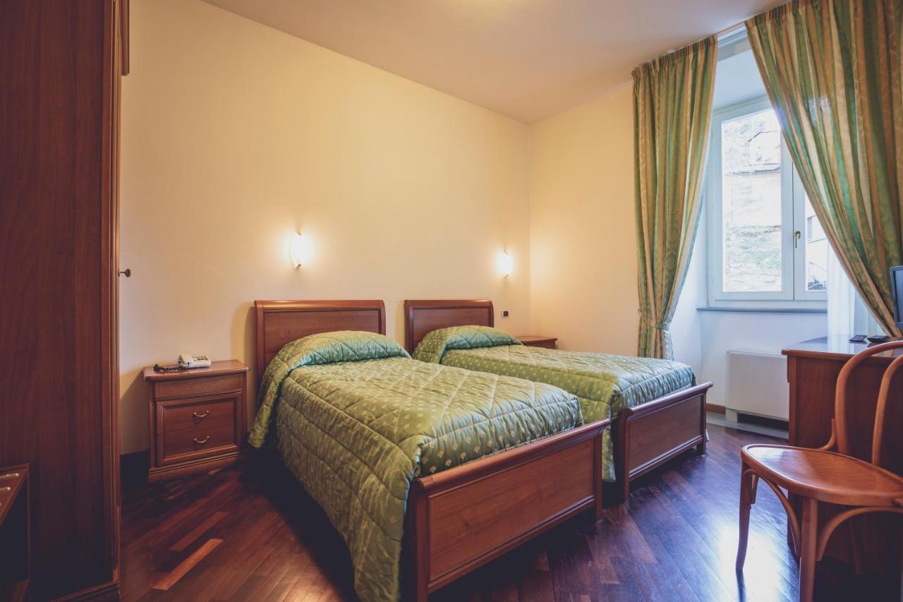 Albergo Ristorante Pasqui Rocca San Casciano Extérieur photo